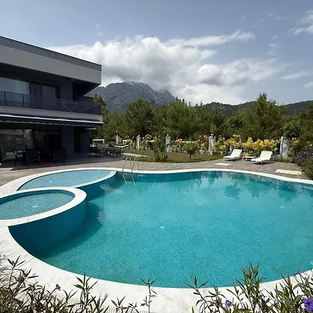 Canyon Goeynuek Kemer With Pool Villa